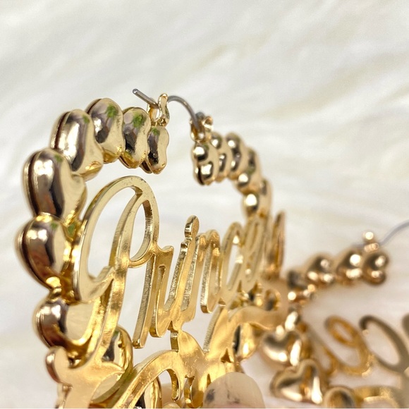 NEW Princess Hollow Heart Statement Hoops Trendy Boho Gold Toned Earrings Large - Picture 7 of 7